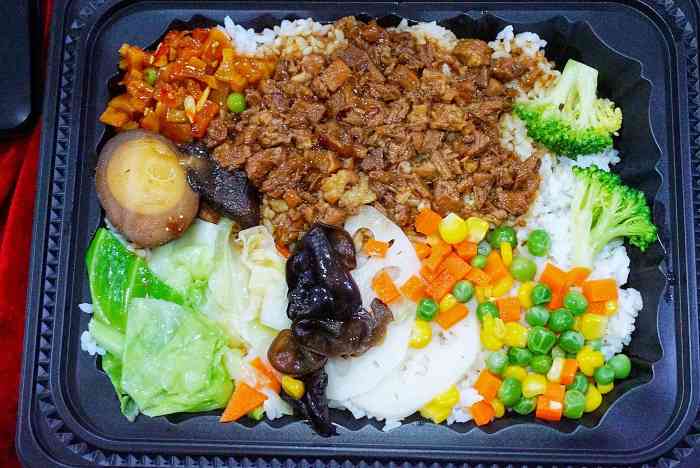 台资味·卤肉饭(长阳店)-"外卖送餐很快,饭量适中,.