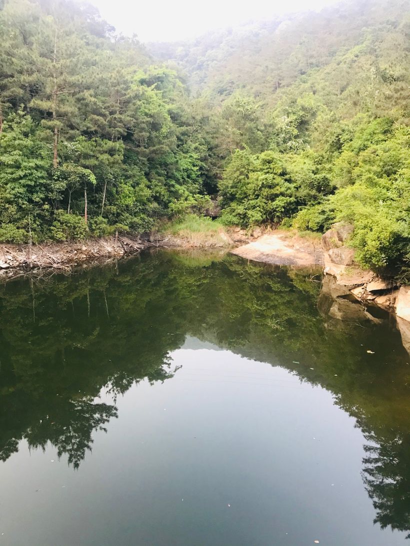 不过,说实话,此【龙潭水库】景观没有海沧【天竺山】的【两二湖】