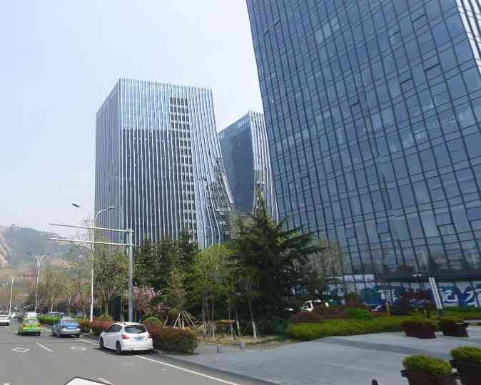 海信创智谷-"海信创智谷位置在松岭路与株洲路交界 园.