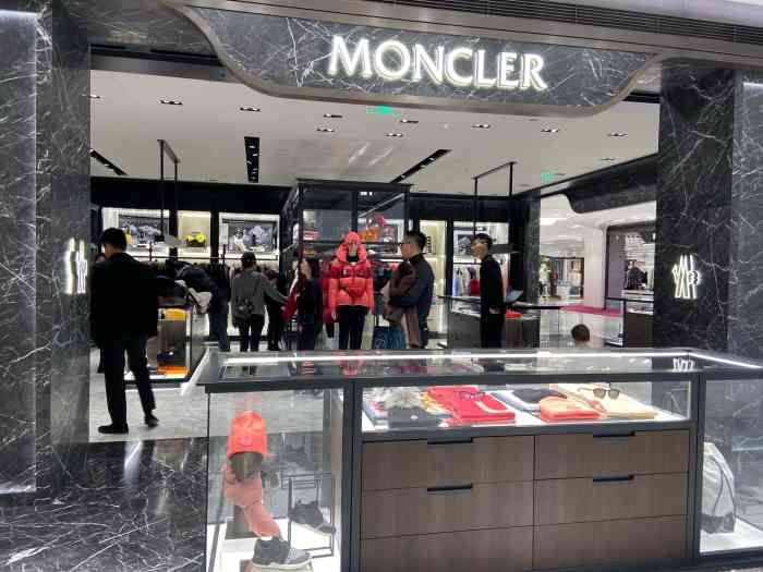 moncler(skp店)-"商品:服装 去moncler看了好几次.
