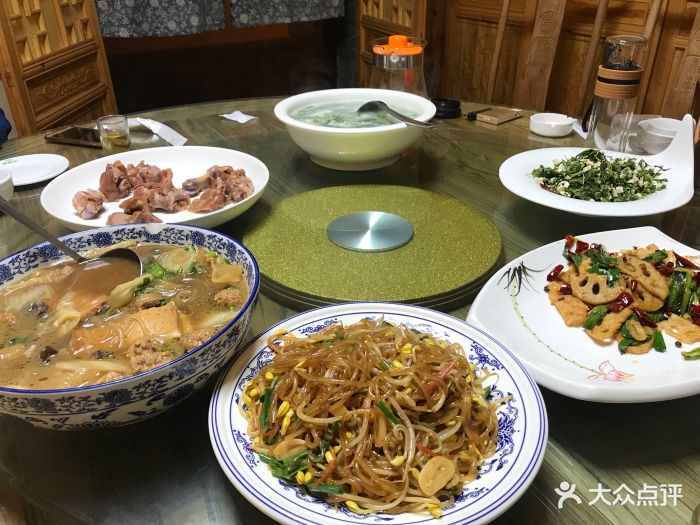 去眉县玩,朋友v朋友的总部店。门口看着很小.前一家美食前水警图片