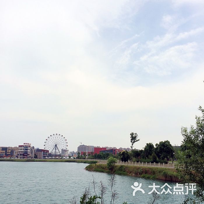 寿桃湖风景区