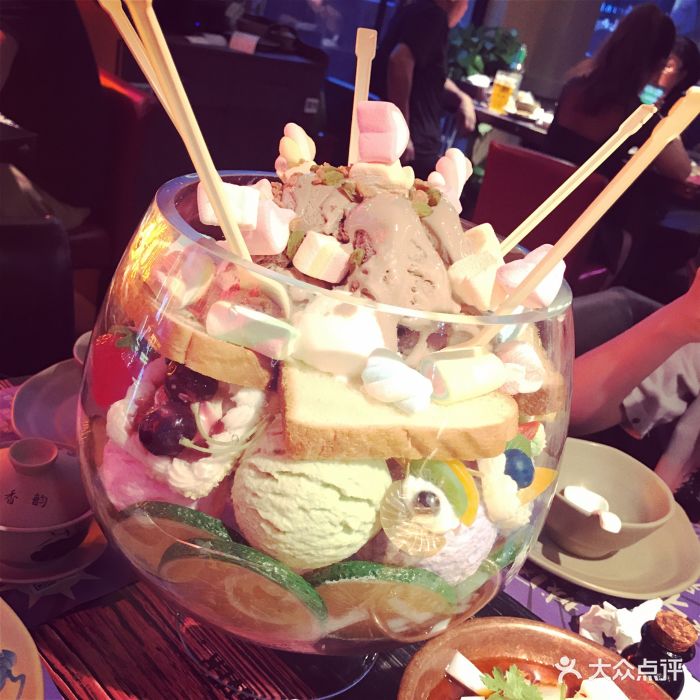 老城区抖音版炭火蛙锅(1912店)巨无霸冰激凌图片 - 第720张