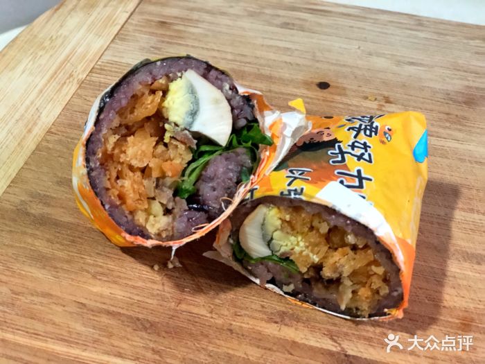 过路人台湾饭团(五环广场店)招牌饭团图片
