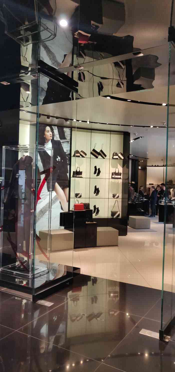 emporioarmani(恒隆广场店)-"恒隆里面的阿玛尼专柜
