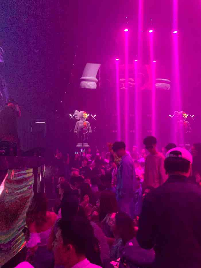 t flex club酒吧"天津tf最好玩不接受任何反驳里面帅哥美.