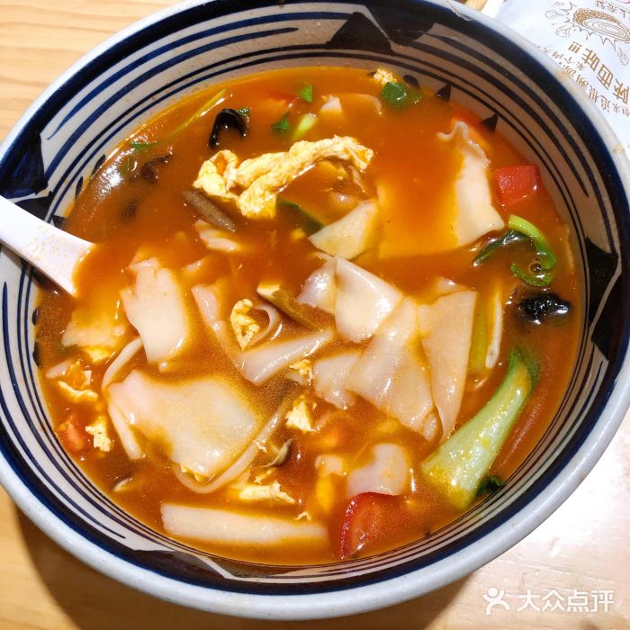 陇上秦轩biangbiang面(悠方店)西红柿鸡蛋烩面片图片