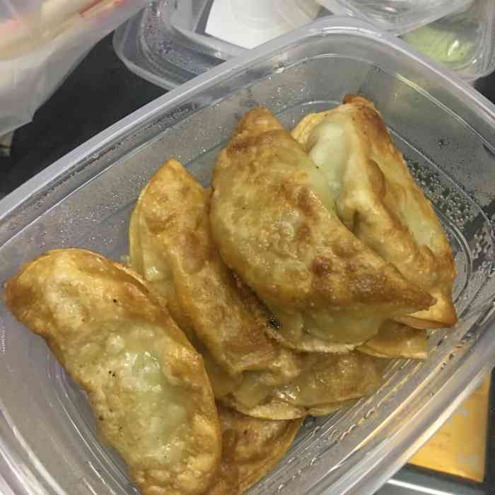 龙眼煎饺店-"某日的外卖午餐 第一次叫龙眼煎饺,口味.