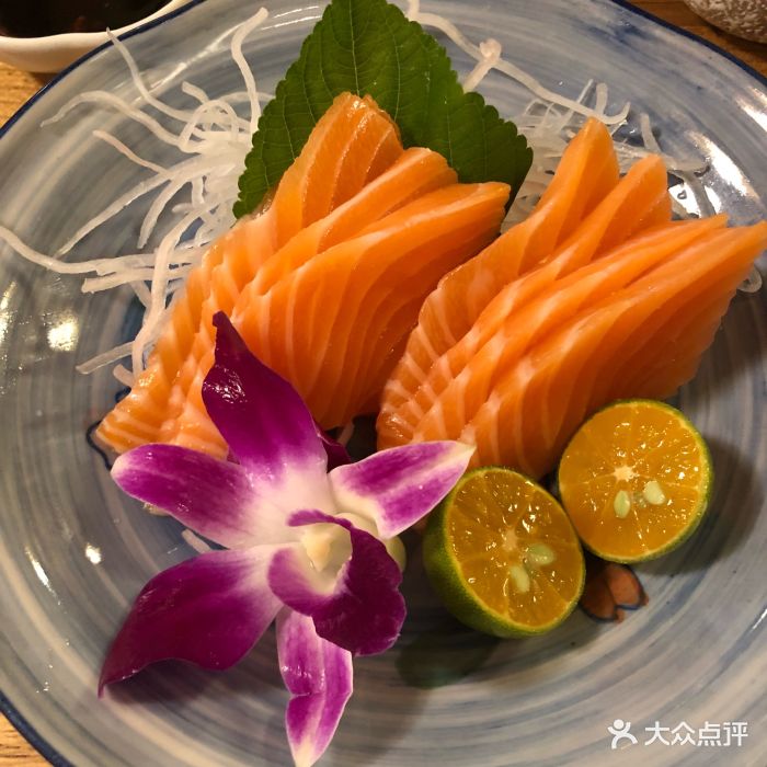 三文鱼刺身
