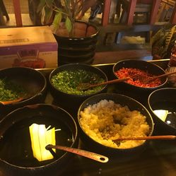 小龙坎老火锅(早科坊店)的调料油碟好不好吃?