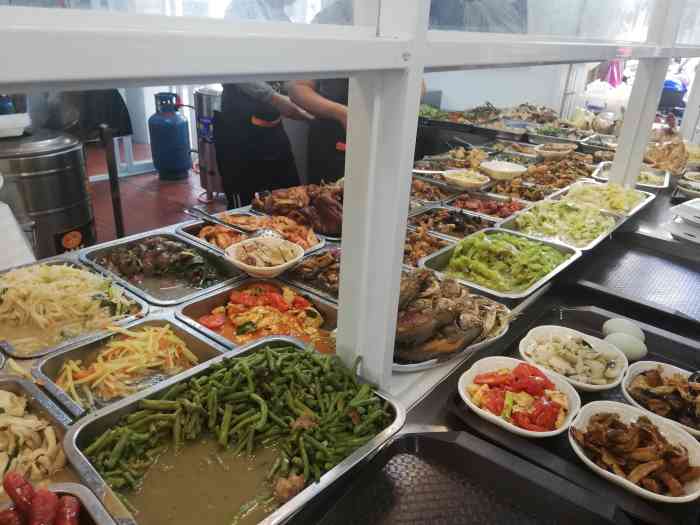 琼海婆猪脚饭店-"平时有经常来这里吃快餐,除此之外早餐也是.