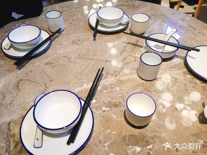 味档茶餐厅餐具摆设图片 第395张
