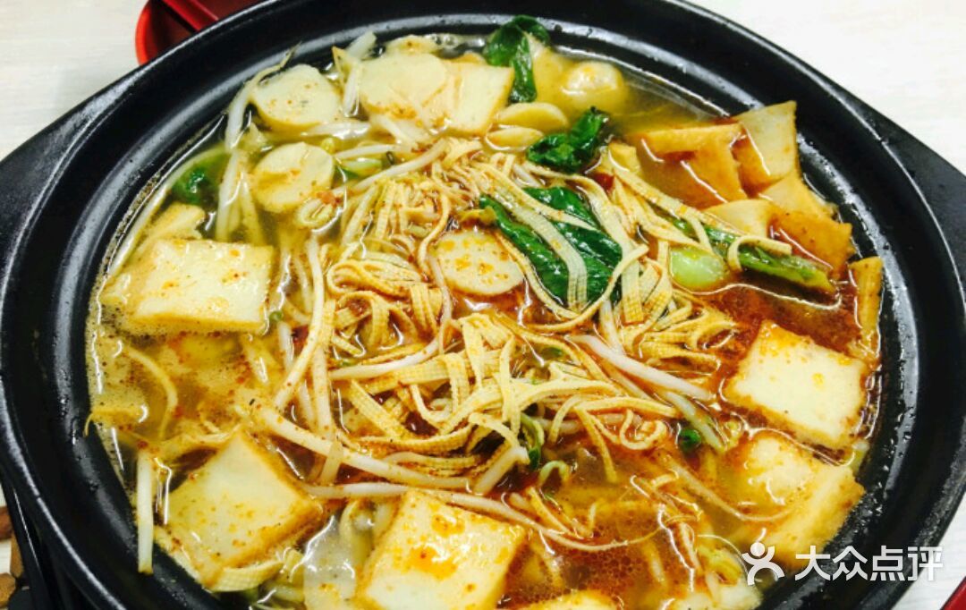 众一口砂锅米线(台东店)