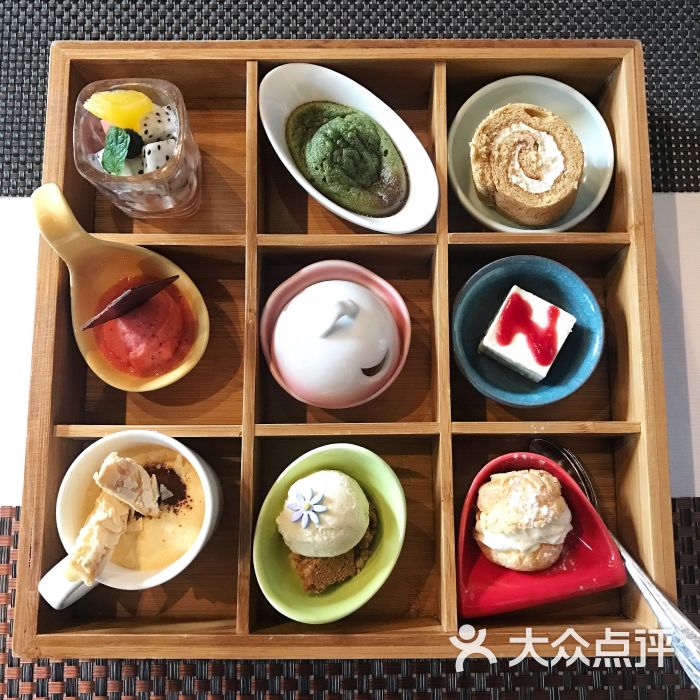 fount创意日料-九宫格甜品图片-上海美食-大众点评网