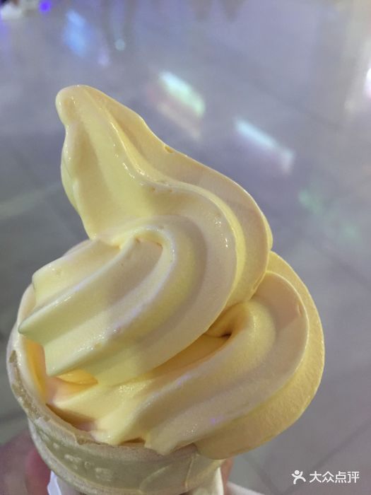 微信5毛钱看电影一个人默默的买了票凯德最.