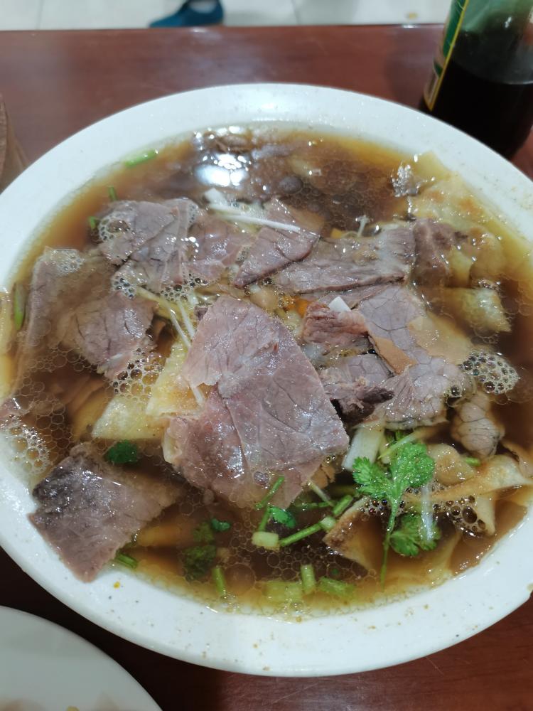 甘家正宗牛肉罩饼罩火烧蒸饺-"好久没来这吃罩饼了,今天又从大桥西跑