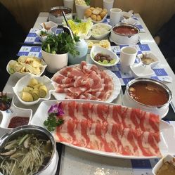 魔法帽火锅人均消费_火锅卡通图片
