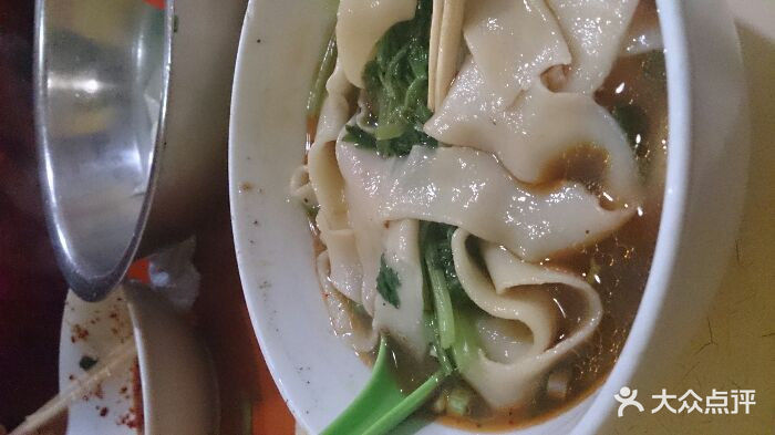 德信体育畅游海棠湾：不可错过的美食与风景之旅