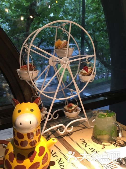 Mr Nice好好先生餐厅(静安寺店)-哆啦美小美的