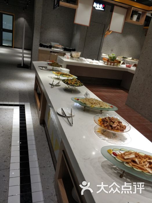 新能量全智能精品餐厅