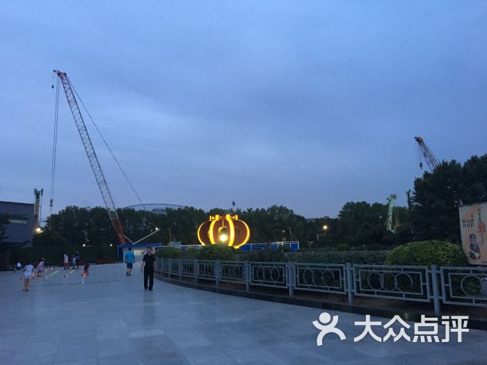 郑州绿城广场 大众点评