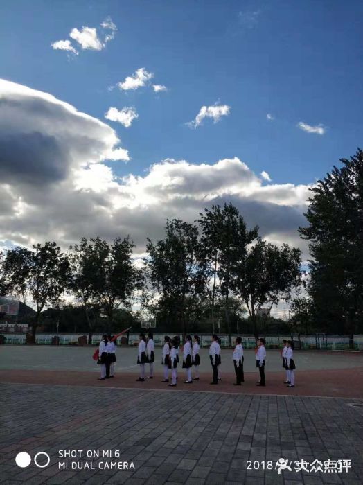 北京市石景山区红旗小学图片