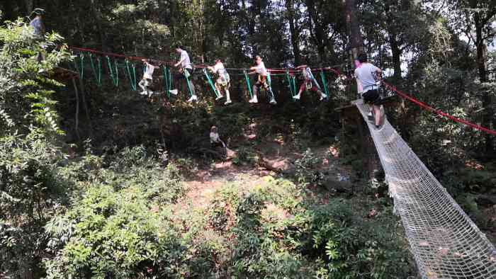 衢州大荫山丛林飞越探险乐园