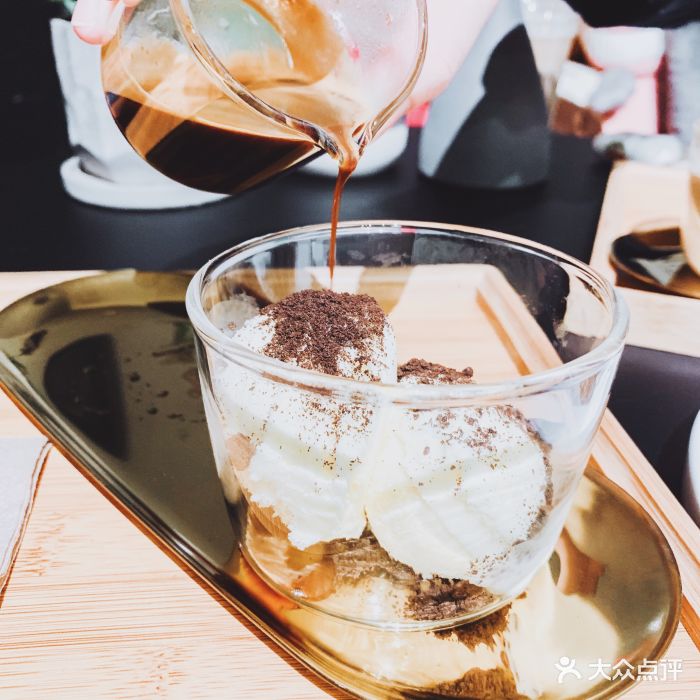 阿芙佳朵affogato