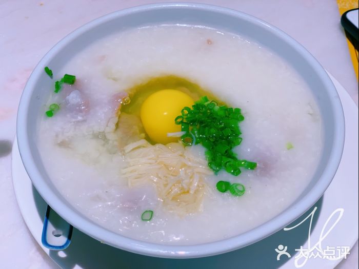 唻叹茶点心面窝蛋牛肉粥图片