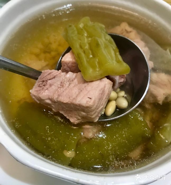 苦瓜黄豆煲龙骨