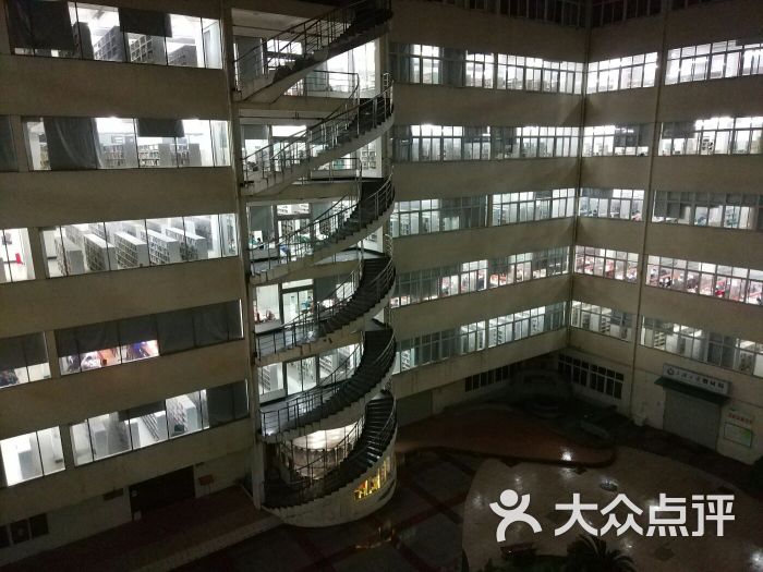 三峡大学图书馆图片 - 第6张
