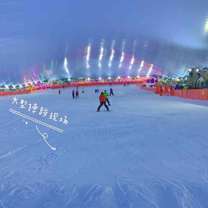 奇特冰雪乐园-"温州终于有自己的滑雪馆了,要知道之前想滑.