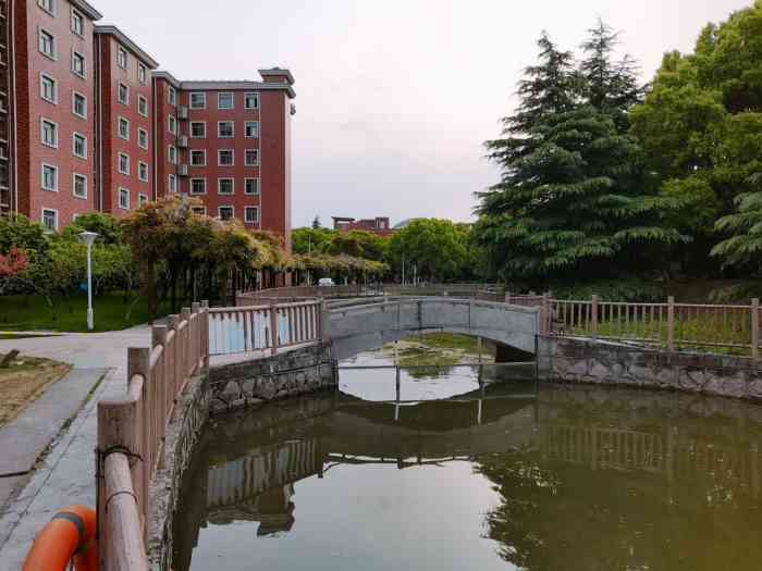 上海杉达学院(金海校区)