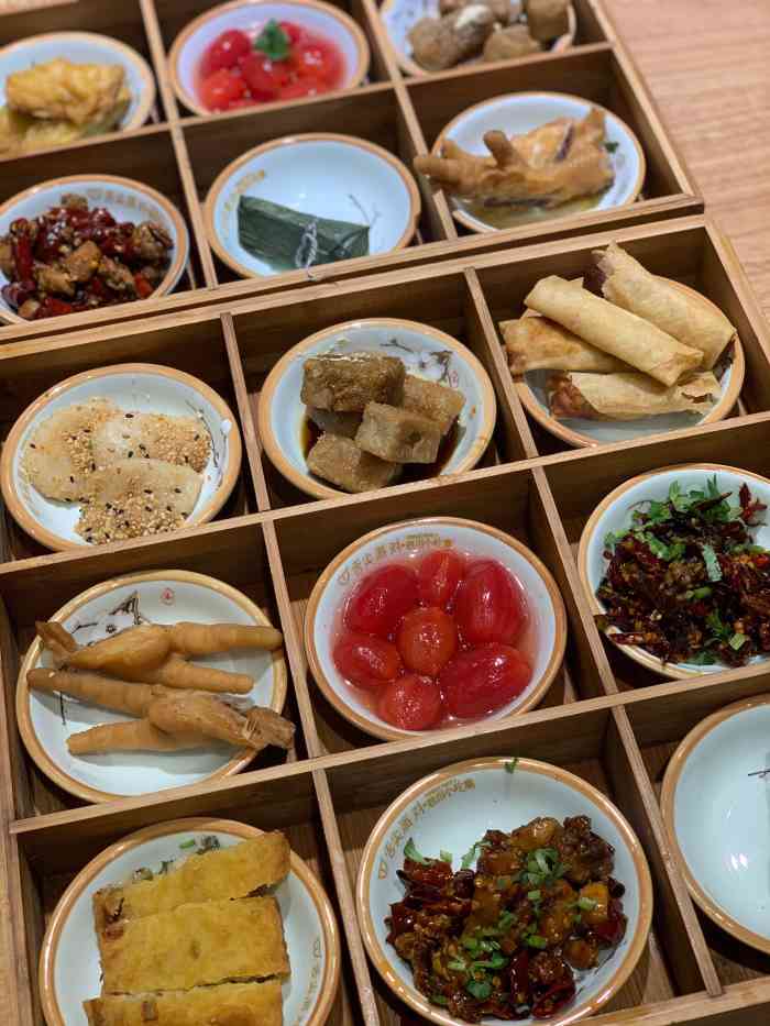 舌尖派对.四川小吃集(太古里店)