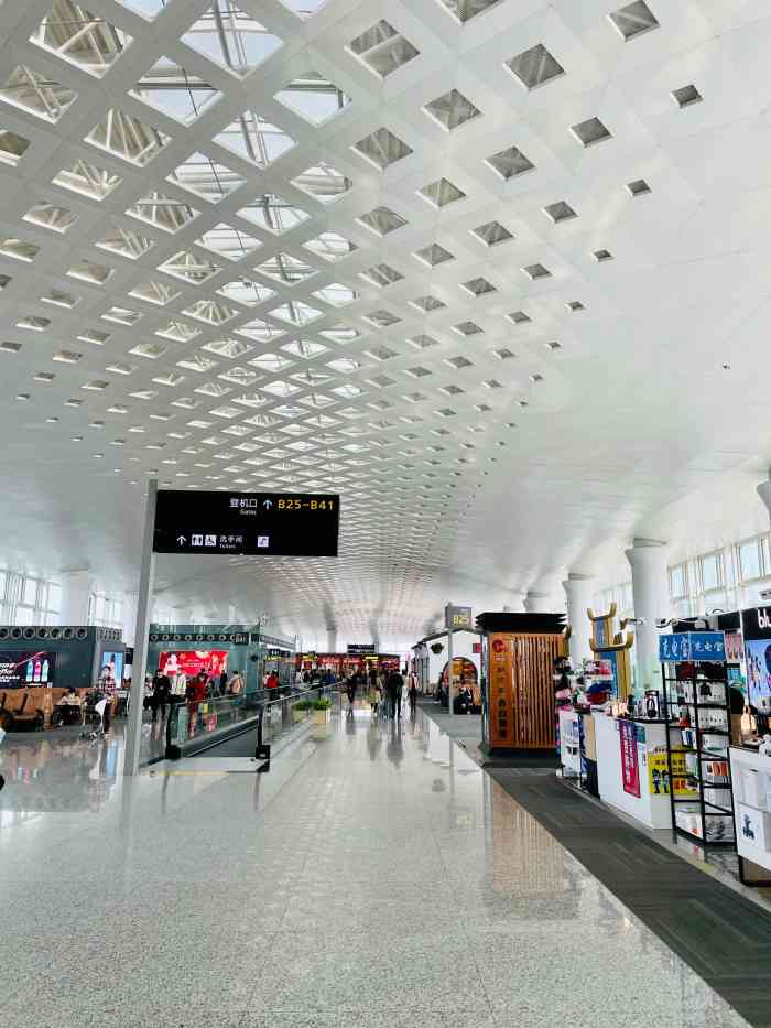 杭州萧山国际机场-t3航站楼-"990999吃到了传说中的老娘舅98