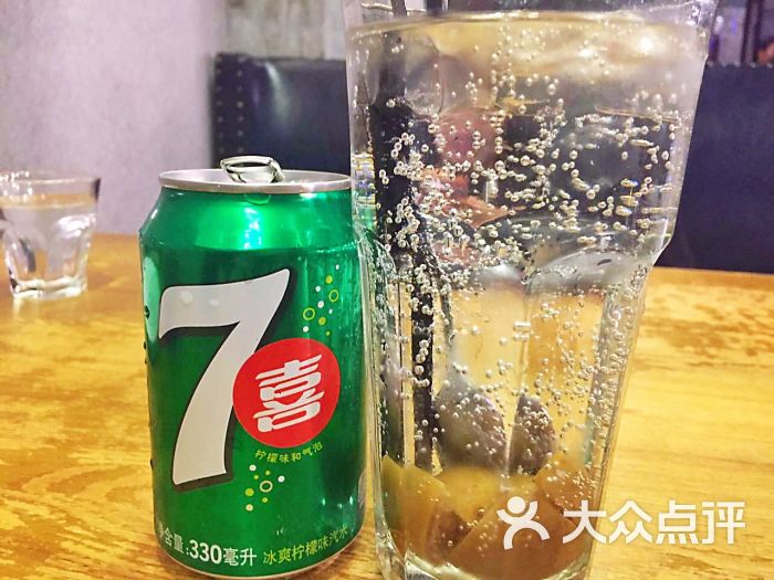 加禧港式茶餐厅(解放碑旗舰店)咸柠檬七喜图片 第6张