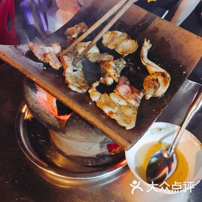 瓦片烧烤(十字路店)图片 - 第1张