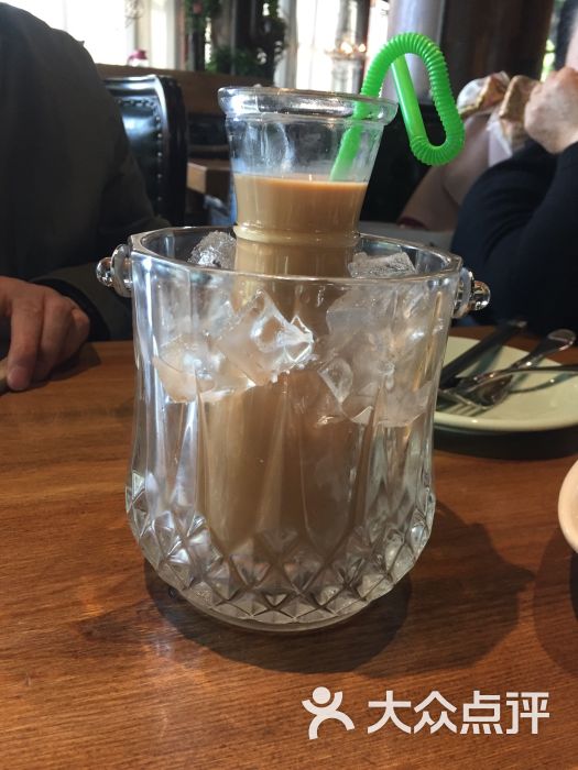 招牌冰奶茶