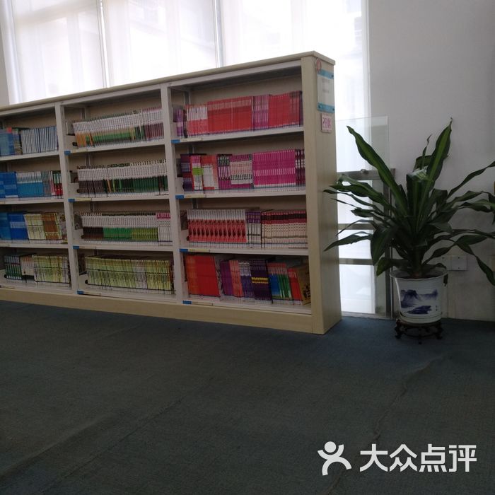 广州少年儿童图书馆