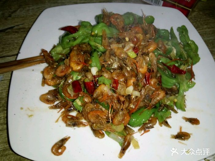 辣椒炒小虾