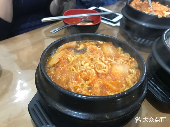 长白山韩国料理(演武路店)石锅泡菜辛拉面图片