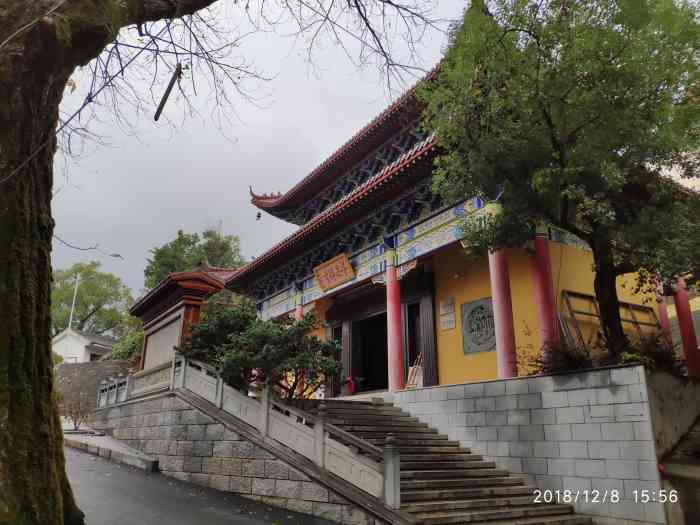 翠岩禅寺-"从洪涯丹顶旧景区进去买票的地方,就是这家.