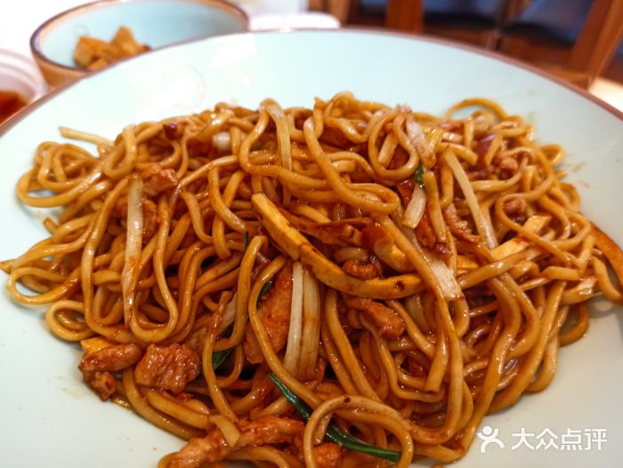 杭城流芳面馆(中山北路总店)肉丝拌川图片
