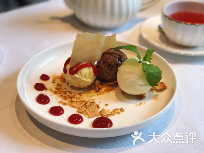 reve kitchen创意法式料理精选冰淇淋图片 - 第1张