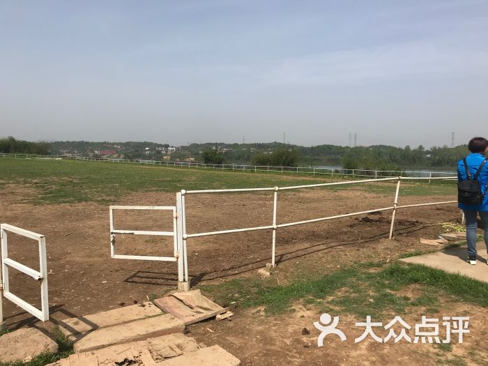 双水湾文化园跑马场图片 - 第2张