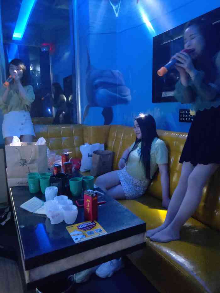 印象纯k(清湖店)-"朋友选在了这个ktv过生日.音响还不