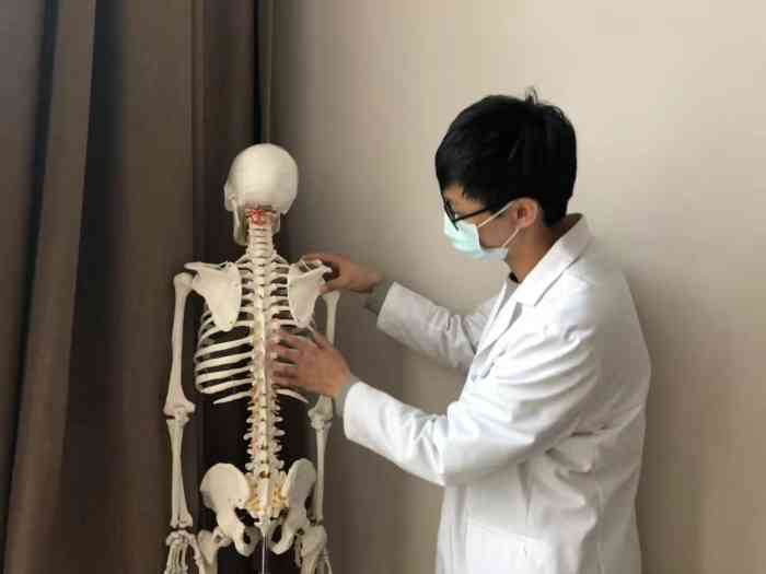 骨立舒体徒手体态矫正-"高低肩困扰很久了,活动度也有