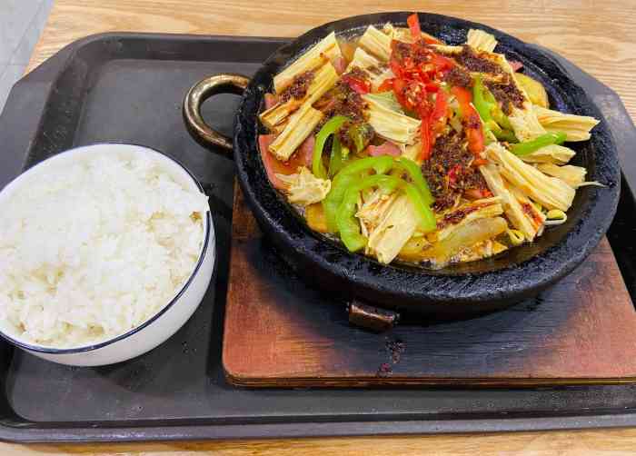 缘味先石锅饭(生力广场店)