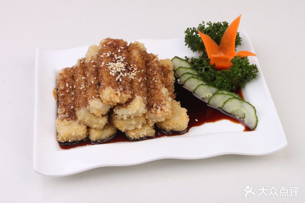 我是买了团购去的。个人来说比较爱吃鱼。整