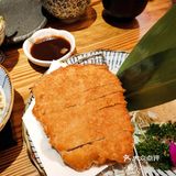  「火炙三文鱼卷」这个上次点了,觉得蛮好吃的,这次继续～ 「炒乌冬面